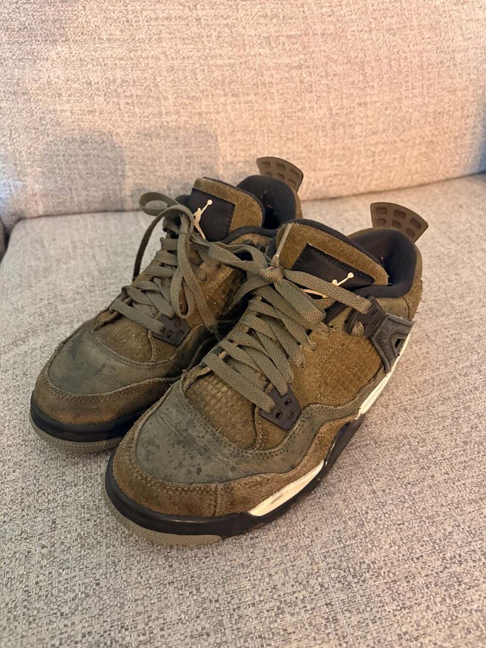Air Jordan 4 Retro SE Craft Medium Olive GS Sneakers Size 5.5Y FB9928-200